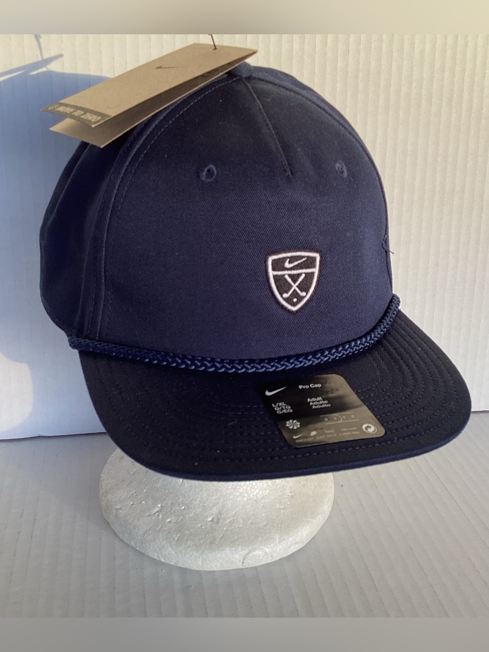 Nike golf pro cap SnapBack Hat size L/XL NWT